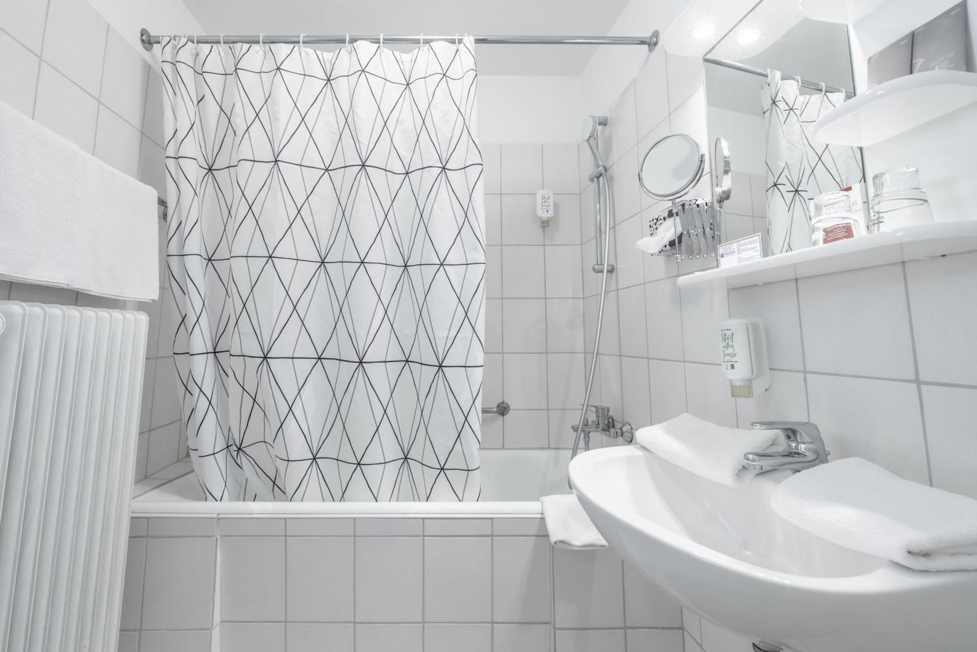 Hotel Lüttje Burg Lütjenburg Kültér fotó