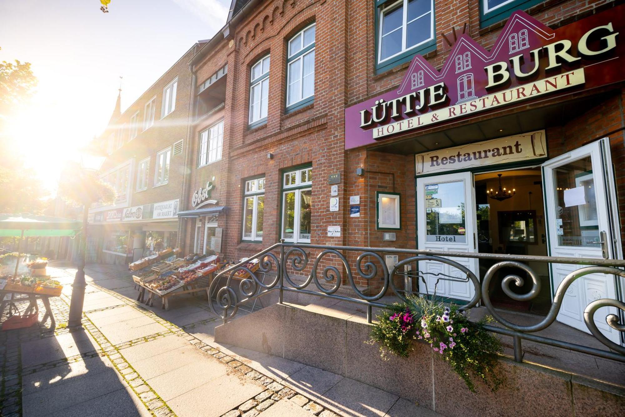 Hotel Lüttje Burg Lütjenburg Kültér fotó